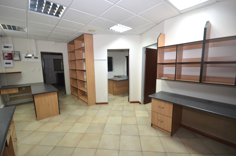 To Let commercial Property for Rent in Gonubie Eastern Cape